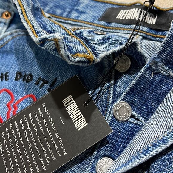 REDONE Reformation Vintage Levi’s embroidered high rise jean shorts size 26 NWT - Picture 12 of 14